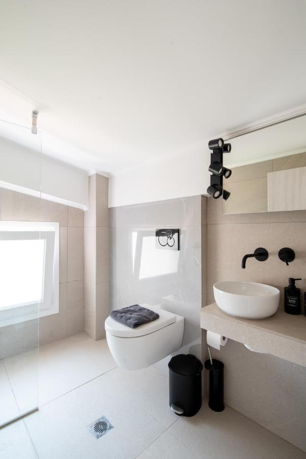 Ennea Suites-Null Suite Flámbouras Dış mekan fotoğraf